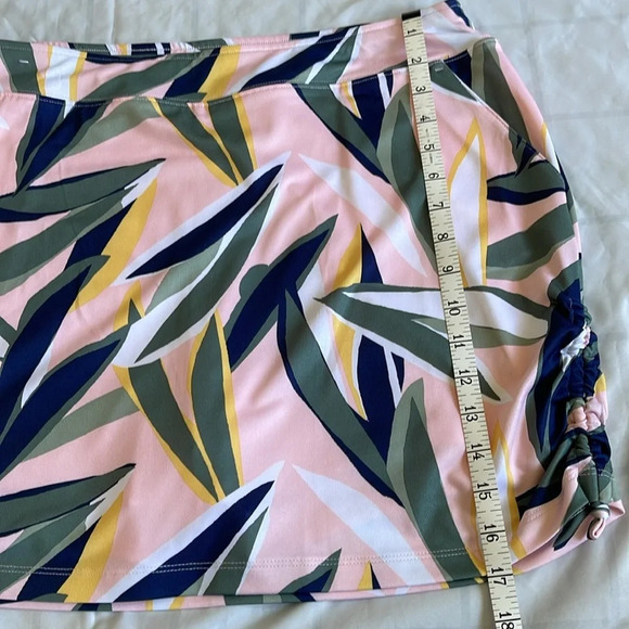 Lady Hagen Desert Getaway Retro Leaf Frosted Pink Skort Size Large - Picture 6 of 7